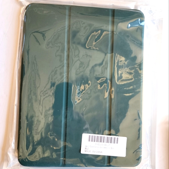 New IPad Air 4 Case Cover Green Free Standing New in Package  Hunter Gre… - Picture 1 of 3